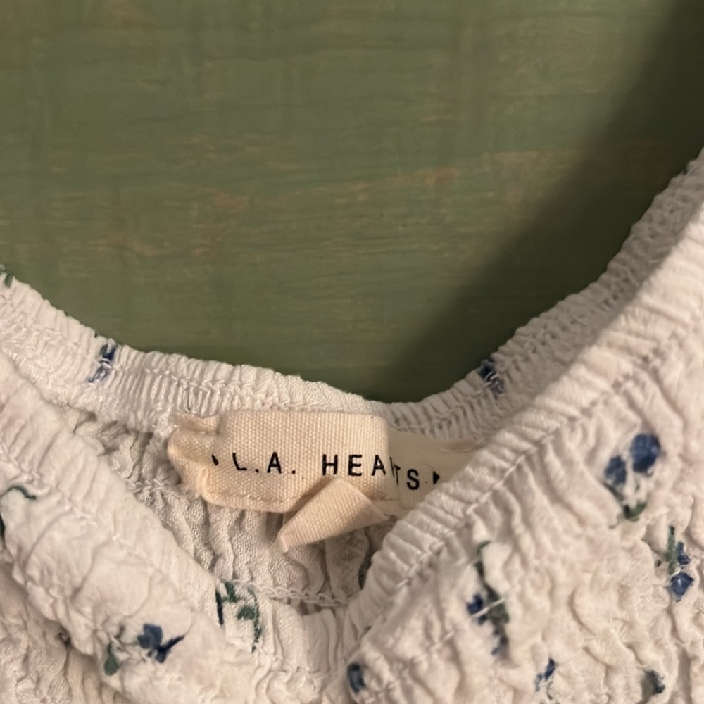LA hearts Smocked white floral shirt - Picture 2 of 3